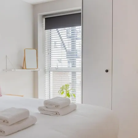 Guestready - Modern Near Jameson Distillery *