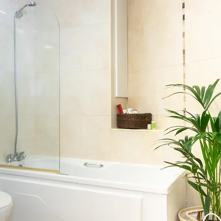 Guestready - Modern Near Jameson Distillery Apartment