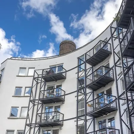 Guestready - Modern Near Jameson Distillery Dublino