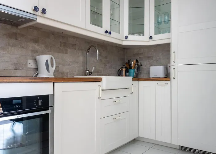 Guestready - Modern Near Jameson Distillery *