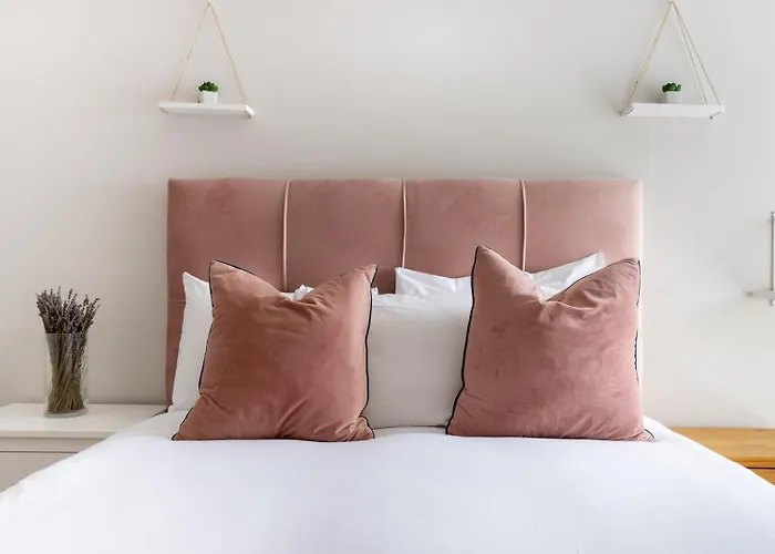 Guestready - Modern Near Jameson Distillery Dublin